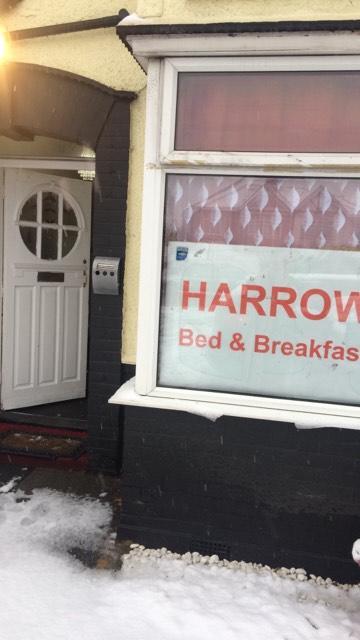 Harrow Bed & Breakfast Exteriör bild